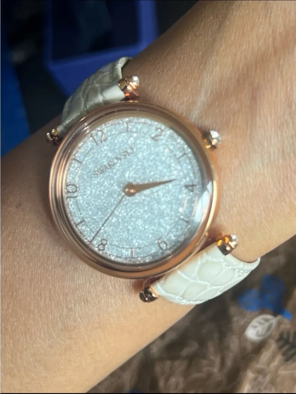 Authentic swarovski Crystalline wonder watch Swiss Made, Leather strap, Beige,